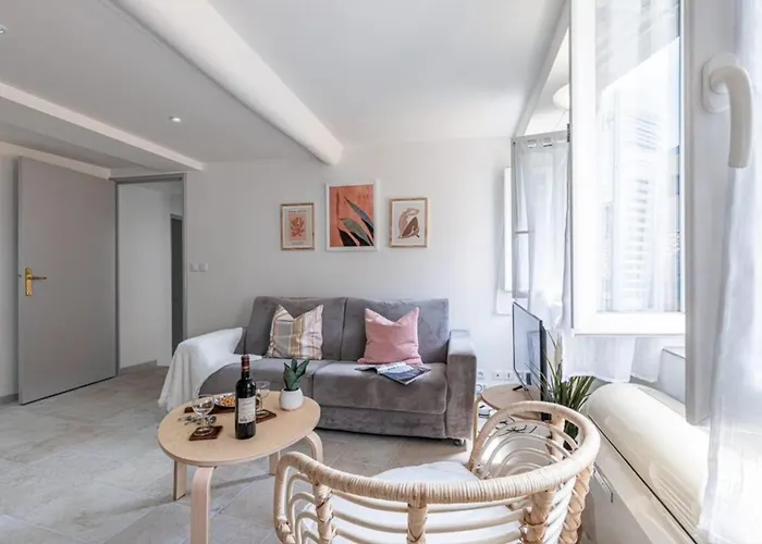Malonat - Cosy Apart In Old Town W Ac