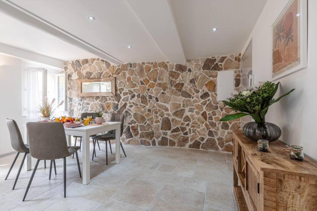 Apartment Malonat - Cosy In Old Town W Ac