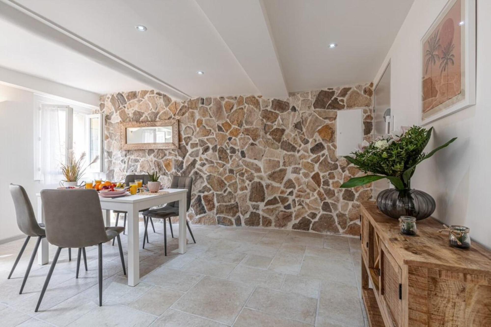 Apartment Malonat - Cosy In Old Town W Ac Nice